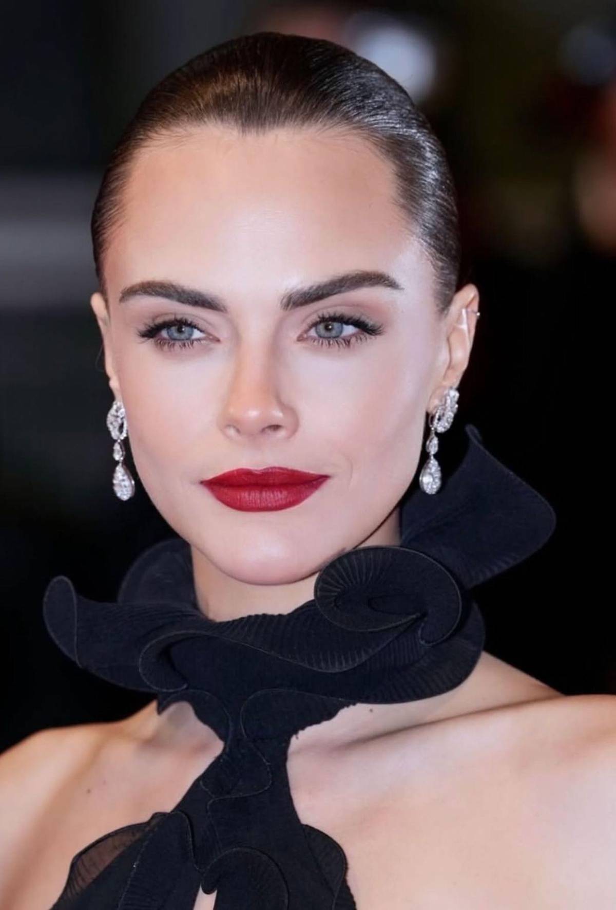 Cara Delevingne muestra su lado más libre y sensual en la portada de Playboy