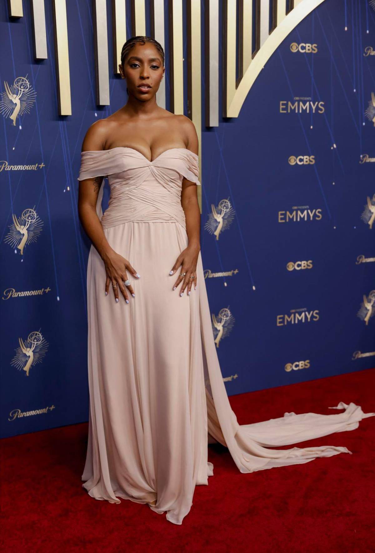 Premios Emmy 2025: Así desfilaron los nominados en la alfombra roja