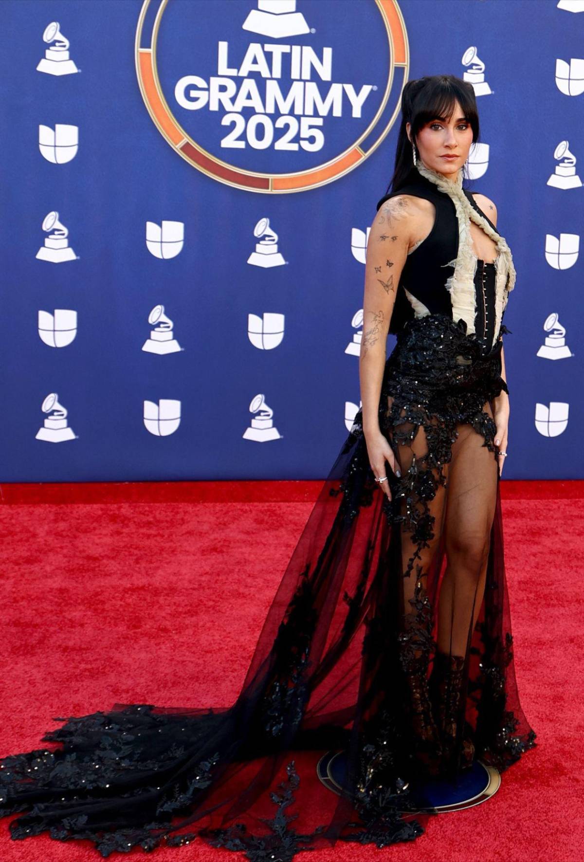Maluma, Nicki Nicole, Gala Montes y más artistas en la alfombra de los Latin Grammy