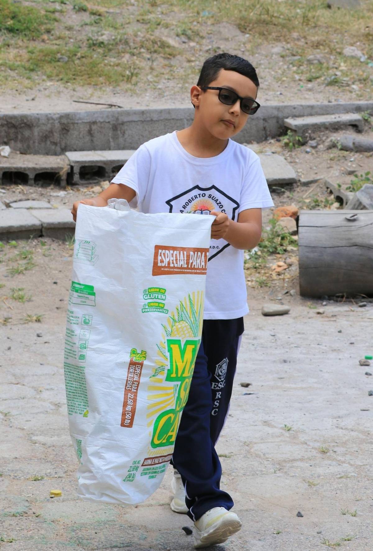Guardianes del planeta promueven el reciclaje en  escuelas de la capital