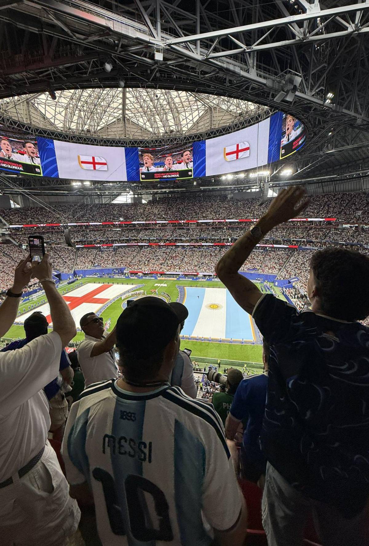 Polémica en la previa: el irrespeto de la afición de Argentina al himno de Inglaterra