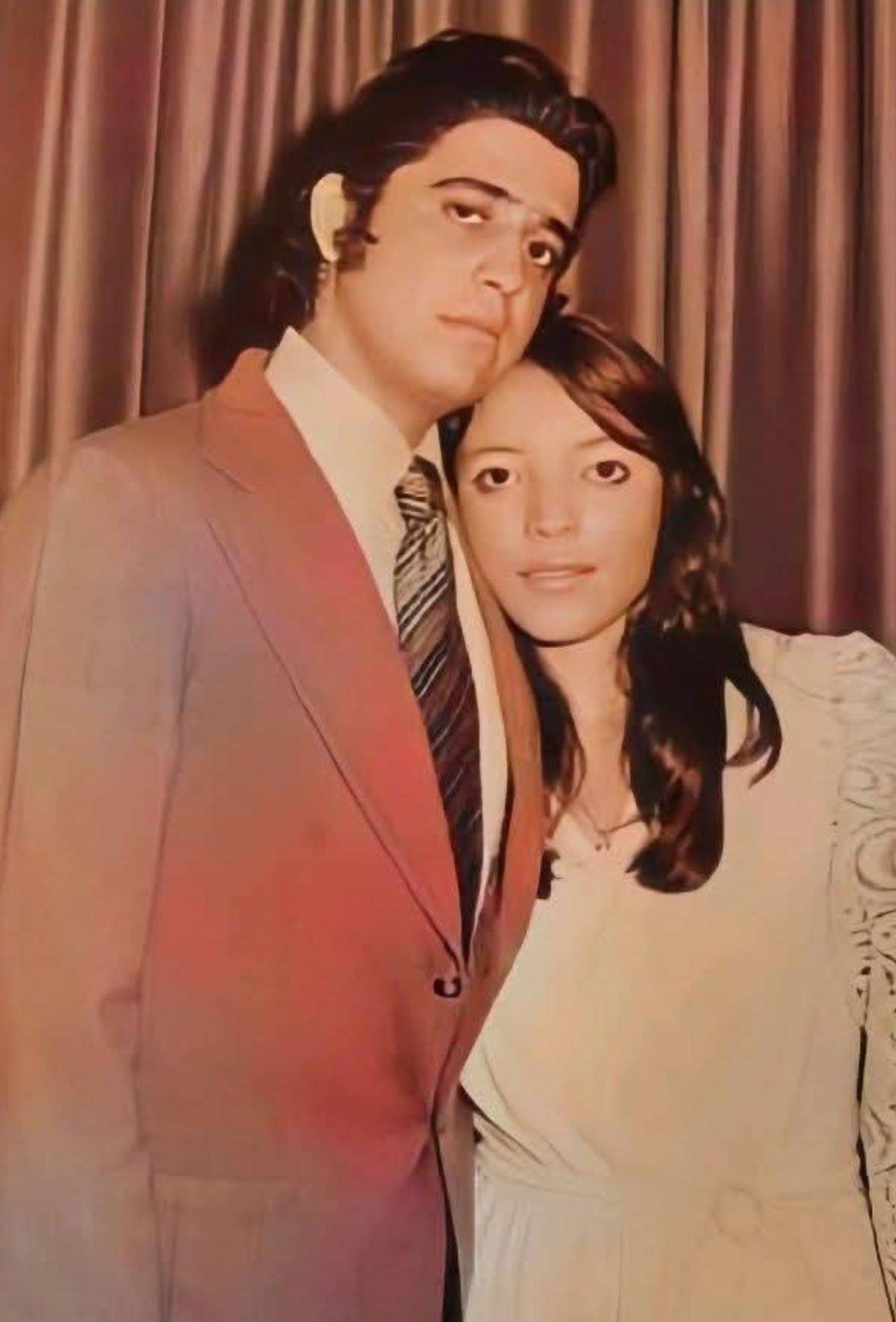 Fotos de los primeros años de matrimonio entre Xiomara Castro y ‘Mel’ Zelaya Fotos de los primeros años de matrimonio entre Xiomara Castro y ‘Mel’ Zelaya