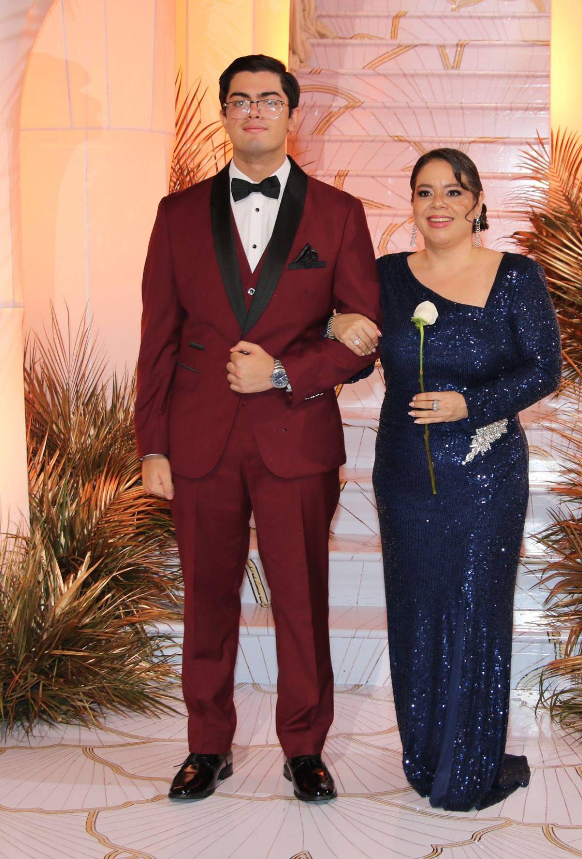 Desfile de padres e hijos en la Prom Night 2026 de Elvel School