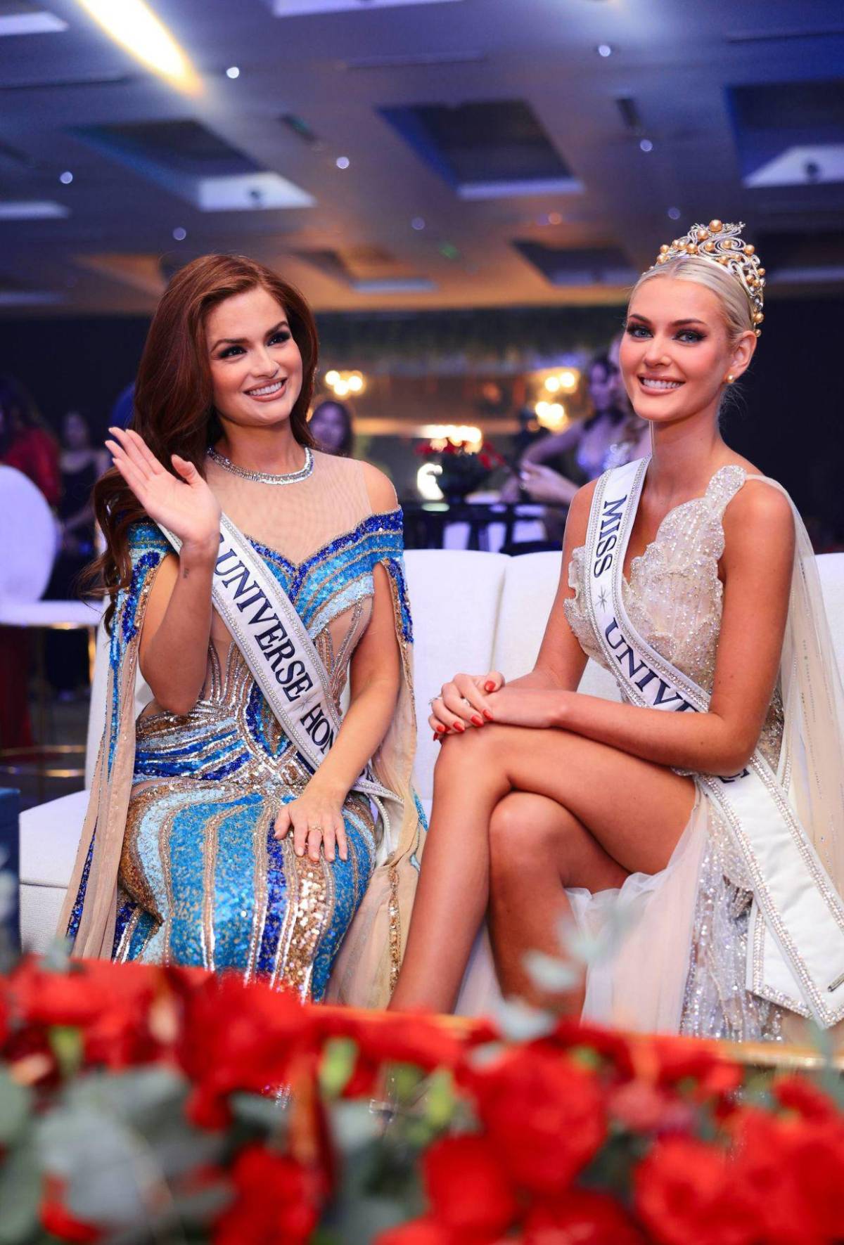 Stephanie Cam brilla en pedrería azul en el Miss Honduras Universo 2025