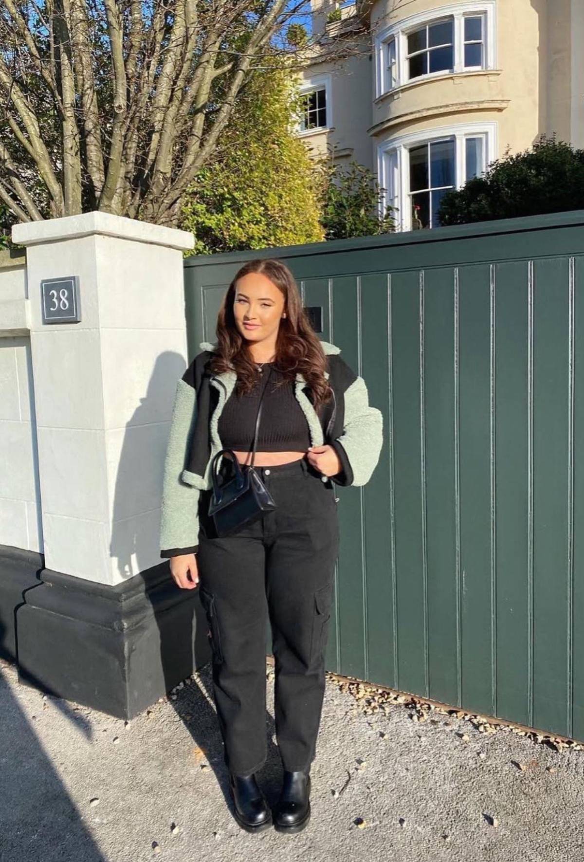 Misterio en Sri Lanka: Influencer Ebony McIntosh muere en sus vacaciones