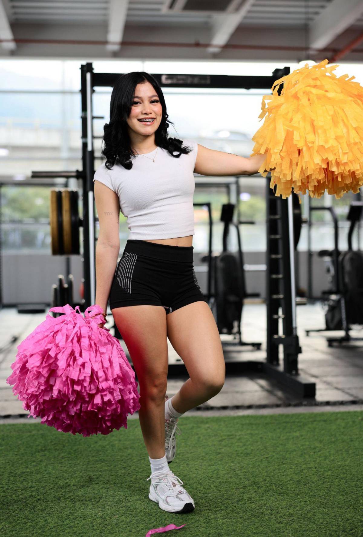 Pomponeras de la selección de tiktokers de Honduras se preparan para el juego ante El Salvador