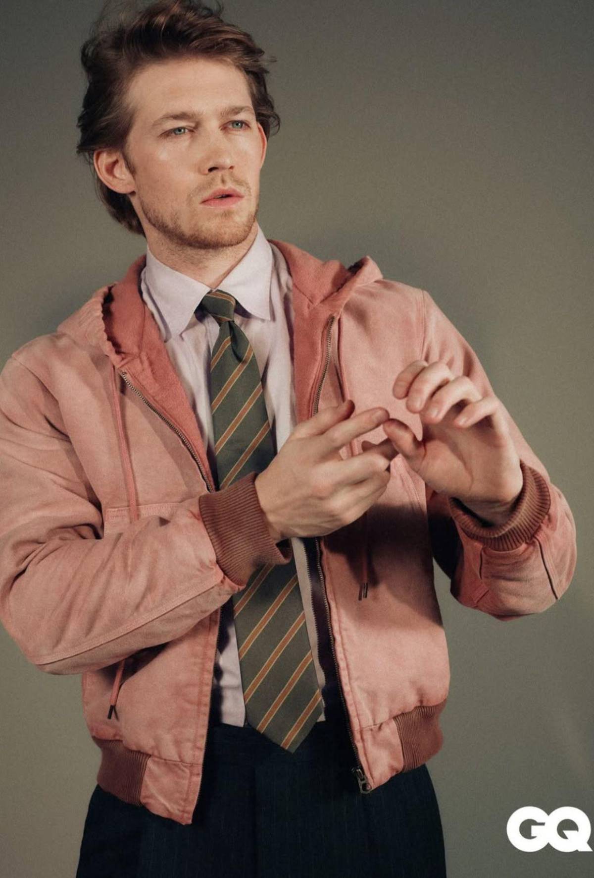 Joe Alwyn, ex de Taylor Swift, es nombrado Hombre del año