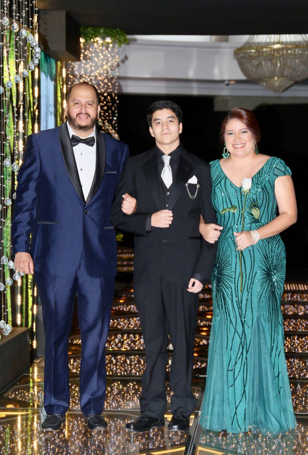 Padres y seniors, juntos en la Prom Night 2026 de Dowal School