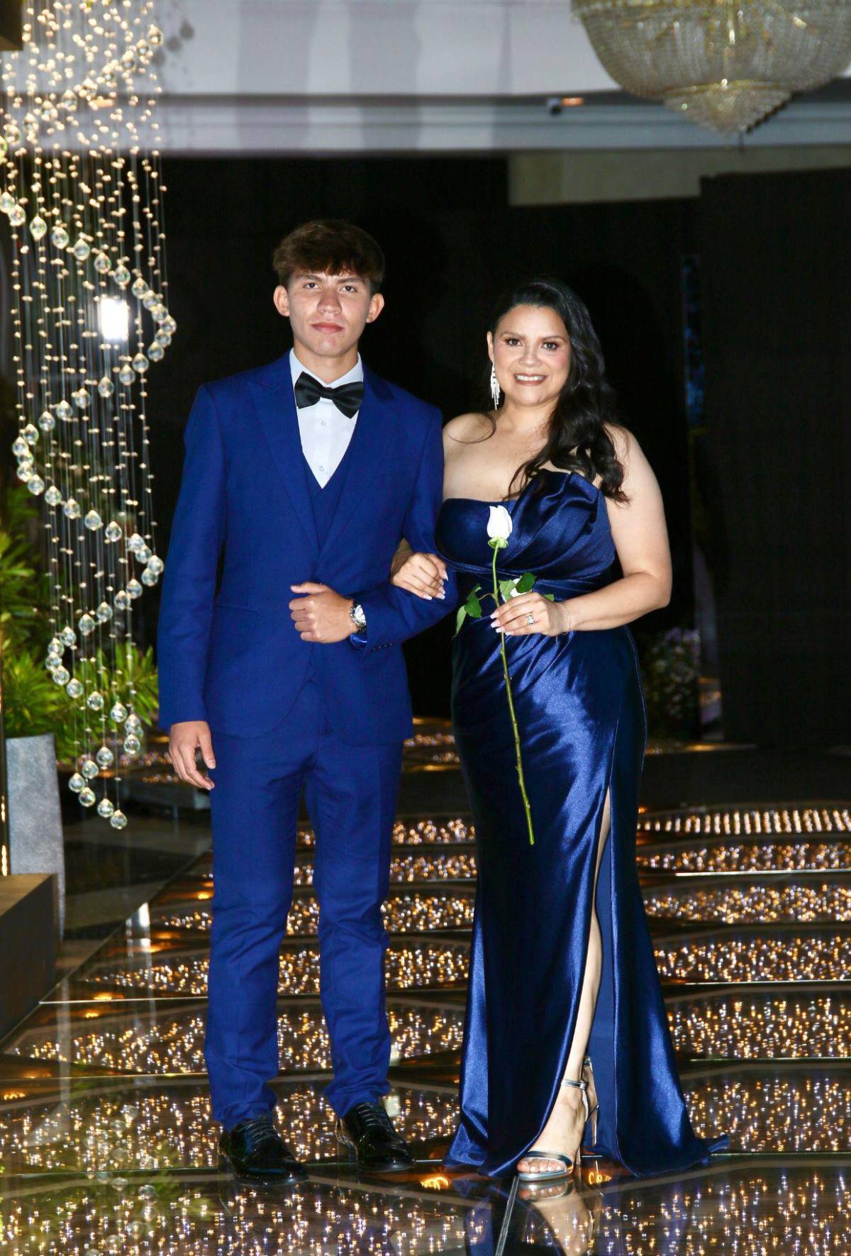 Padres y seniors, juntos en la Prom Night 2026 de Dowal School
