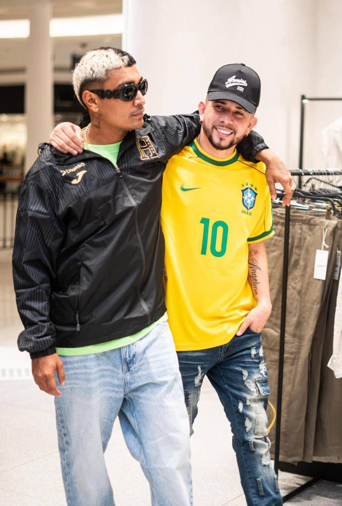 Supremo atiza contra tiktoker de su equipo y dice que lo bloqueó: Quiere mandar como yo mando