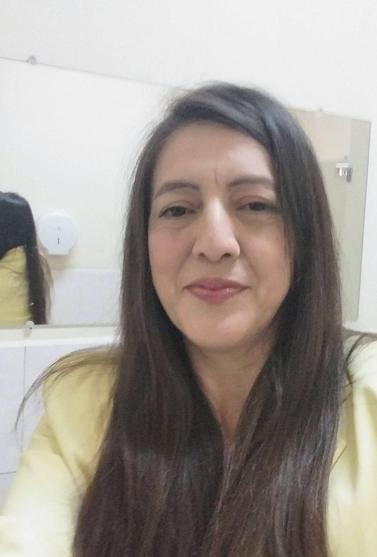 Floridalia Aguilar, viral por su manifestación durante discurso de Nasry Asfura, revela que aún no es doctora