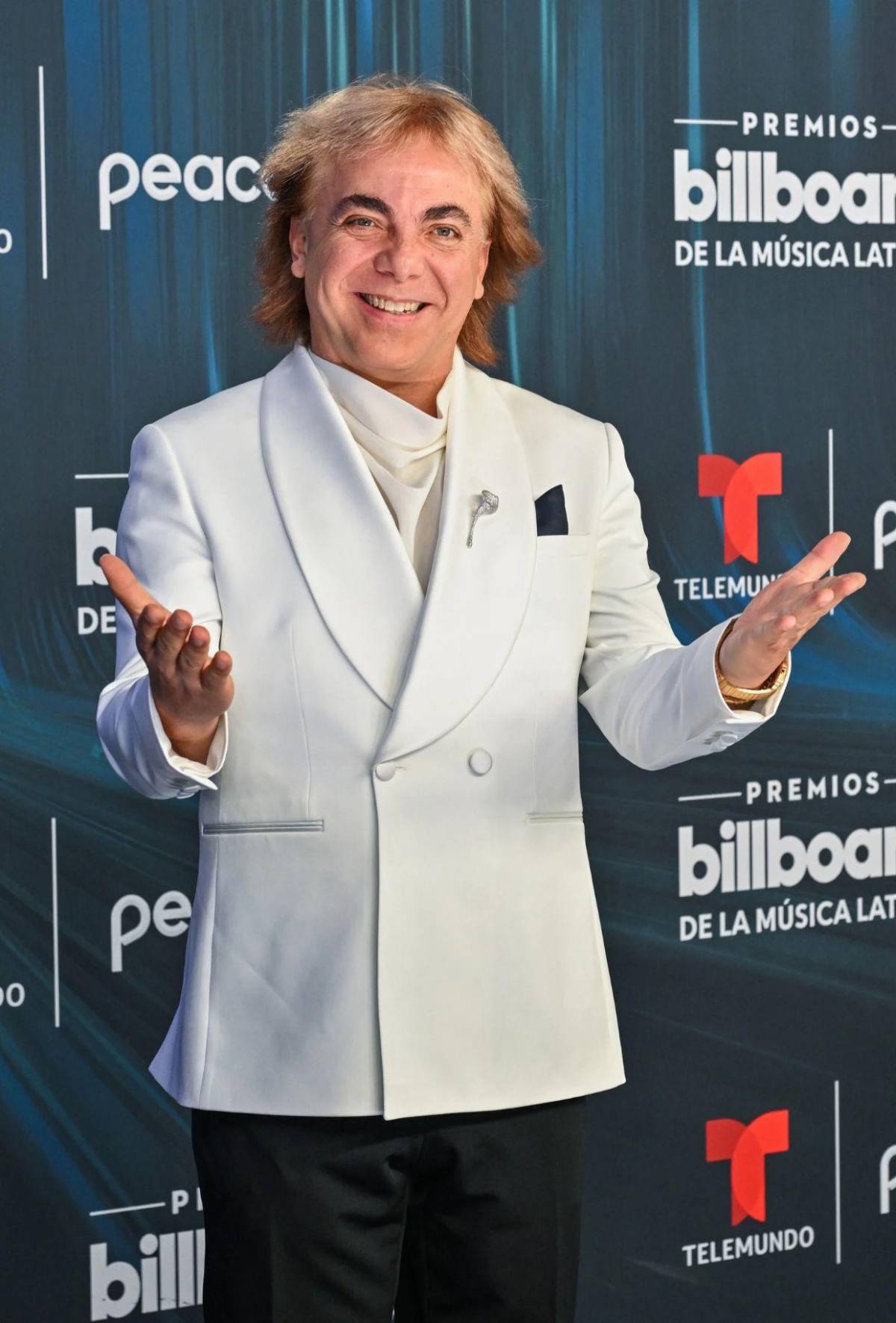 Entre pedrería y cortes clásicos: Así desfilaron las estrellas en los Billboard Latino 2026