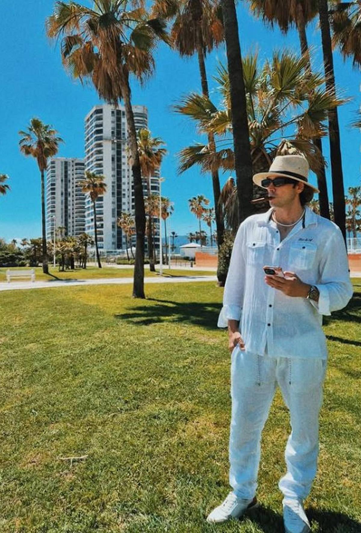 RedMoon, el “Justin Bieber español”, conquista con tema inspirado en Bieber y Selena