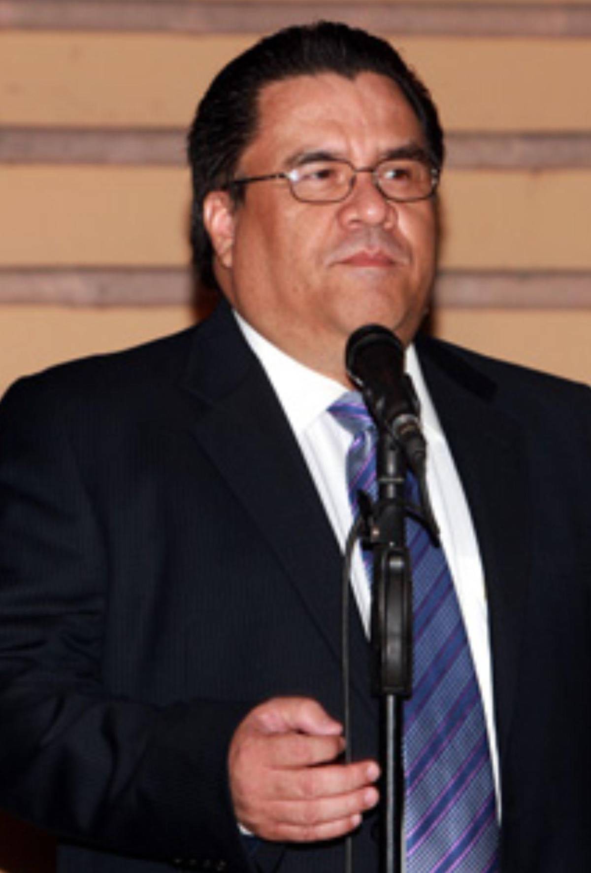 Políticos y exfuncionarios con pasaporte diplomático en Honduras