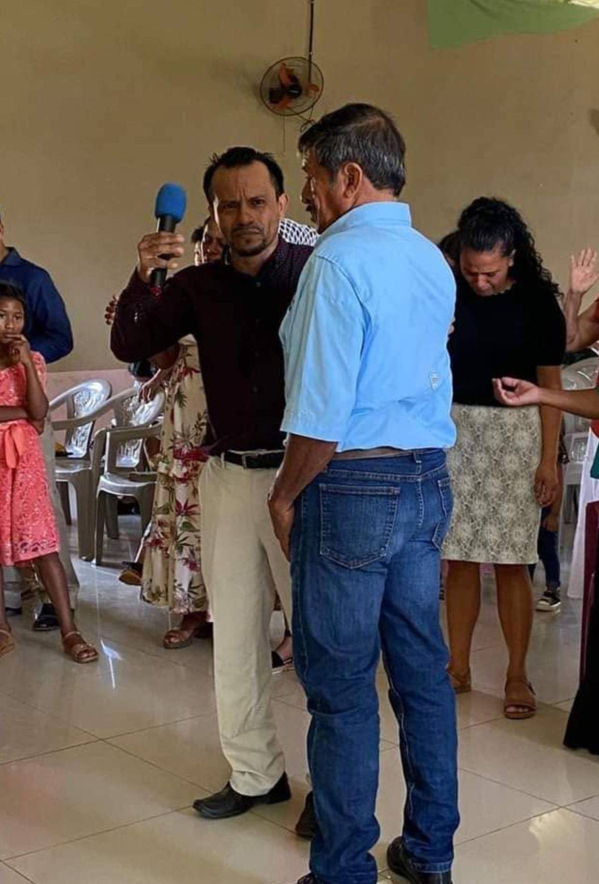 Una bala quedó incrustada en su Biblia: hallazgo en crimen de pastor en Catacamas