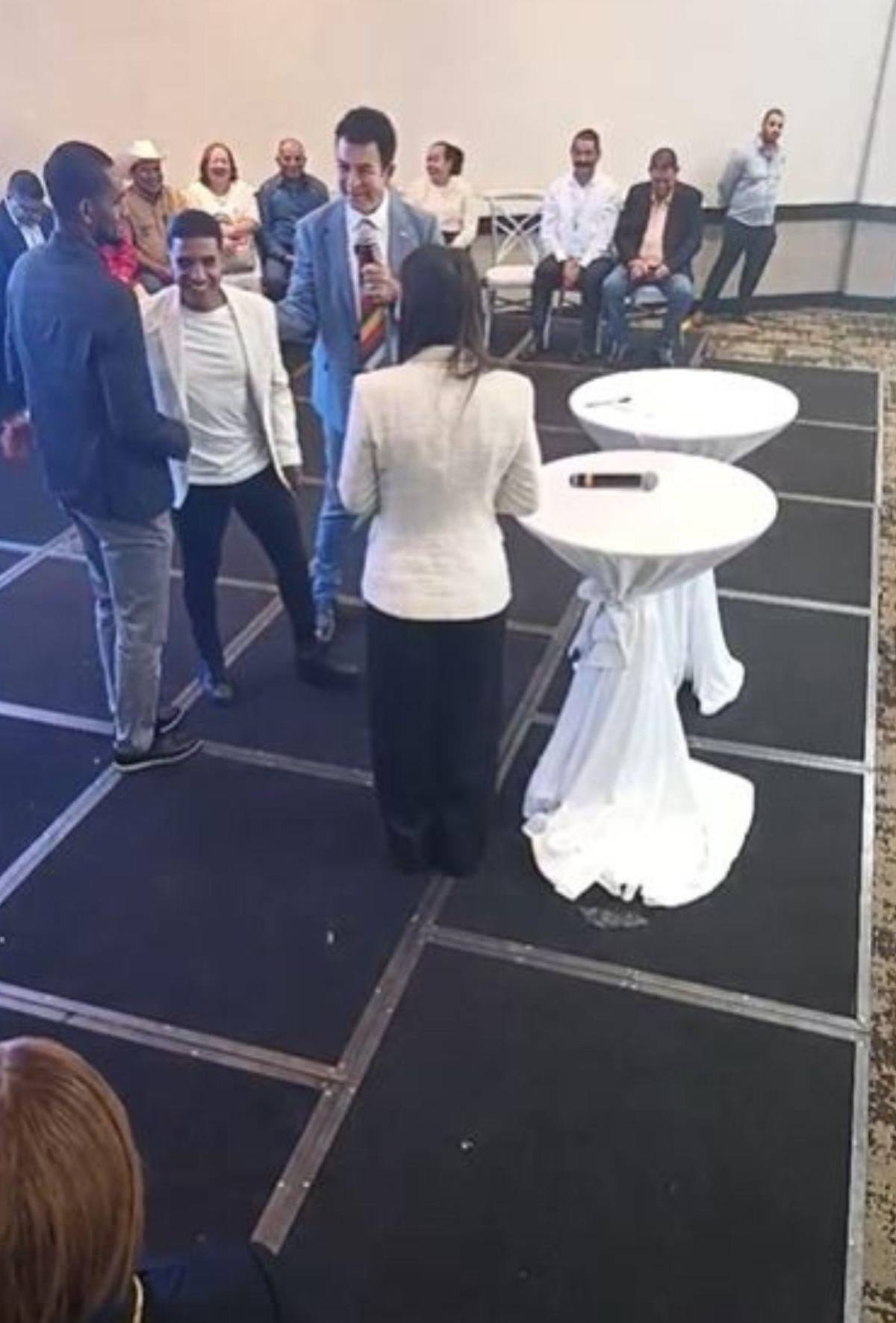 Dos jugadores de Olimpia se unen a movimiento de Salvador Nasralla y un DT que fue candidato de Libre