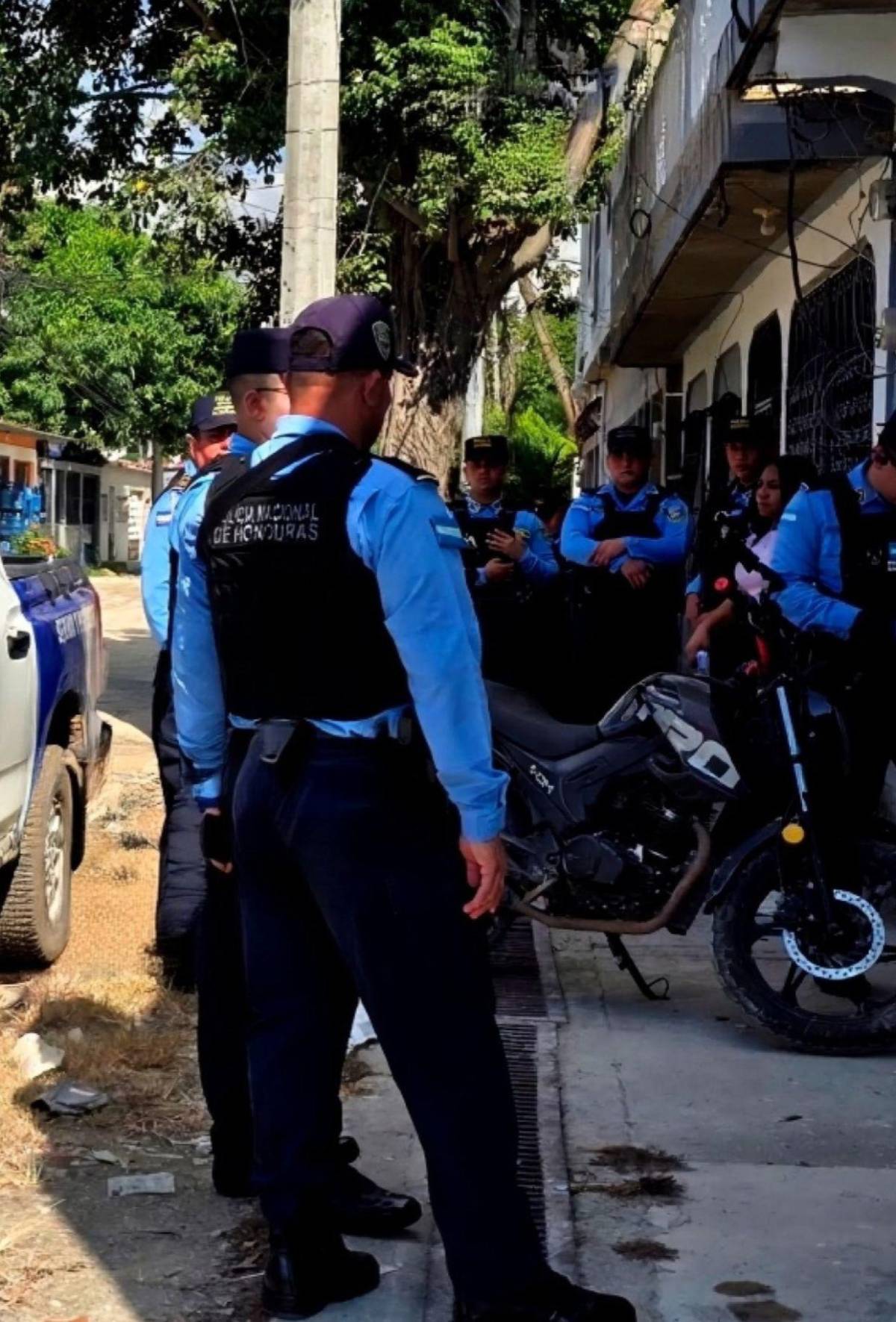 Qué se sabe del policía encontrado muerto en su apartamento en Choloma