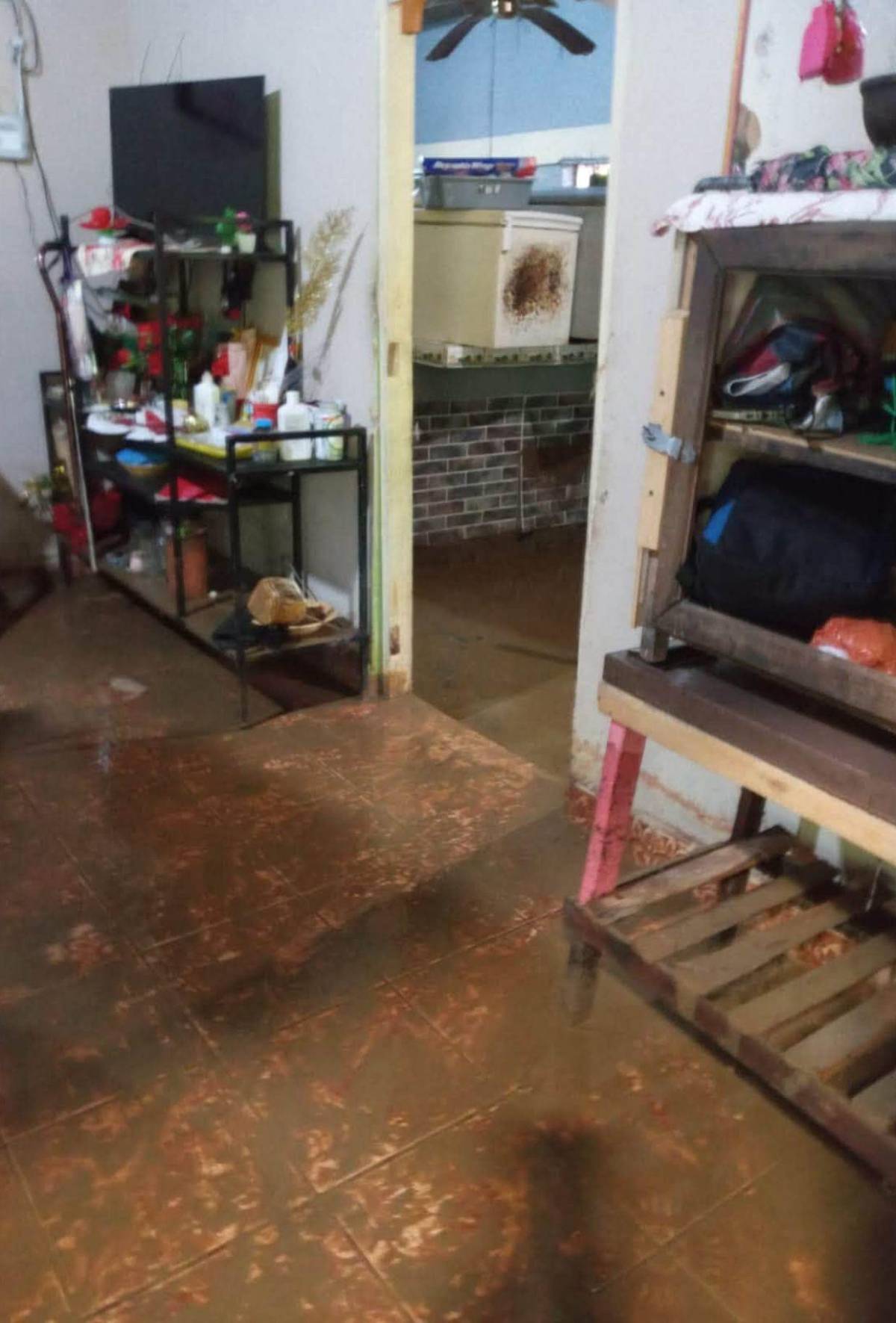 Lluvias dejan inundaciones y personas damnificadas en Santa Cruz de Yojoa