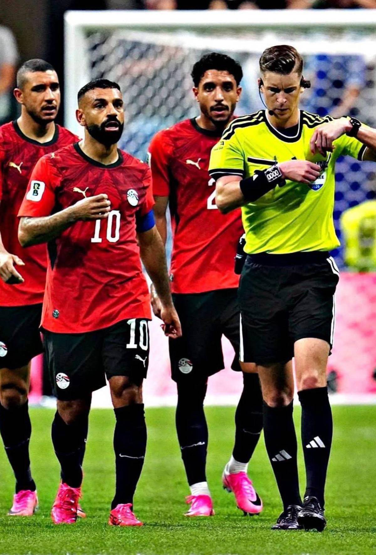 FIFA toma determinación con árbitro del polémico juego entre Argentina y Egipto