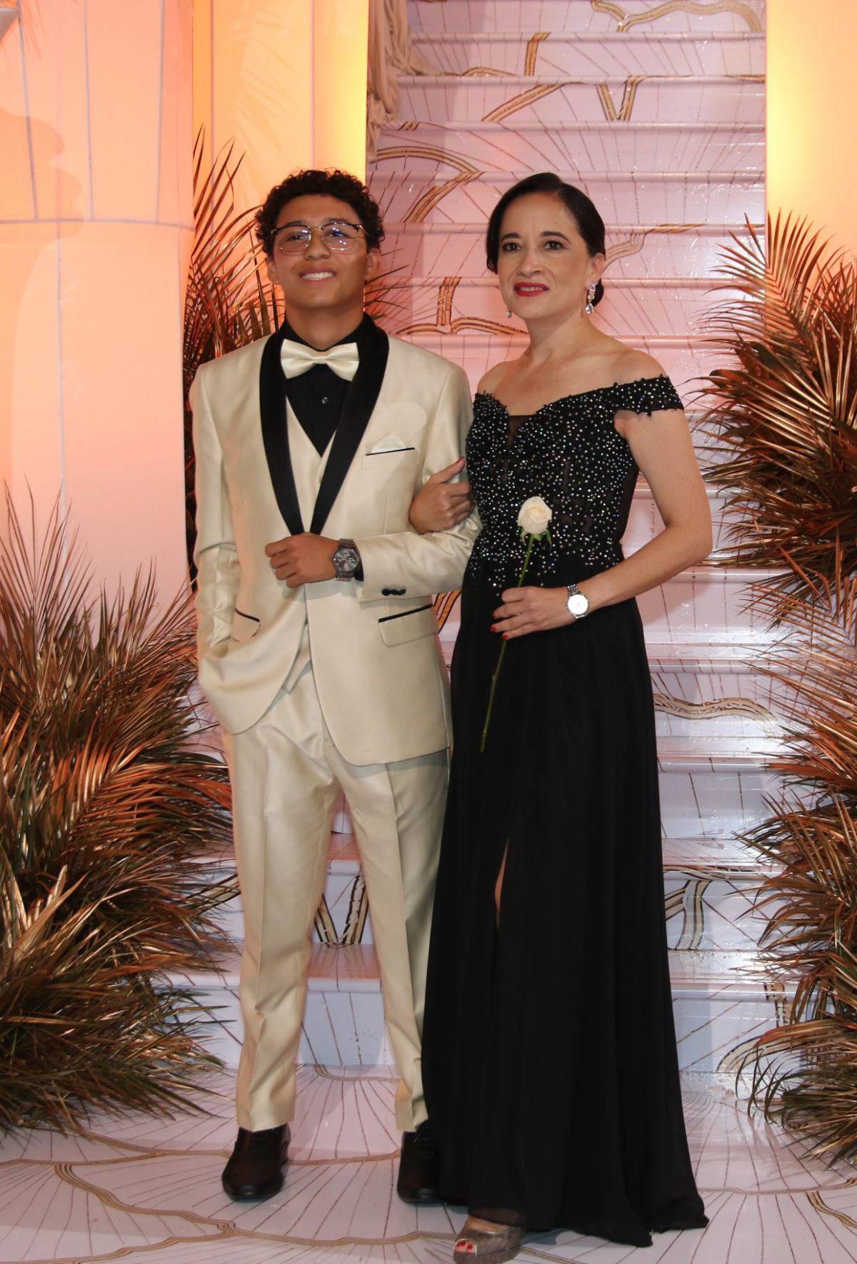 Desfile de padres e hijos en la Prom Night 2026 de Elvel School