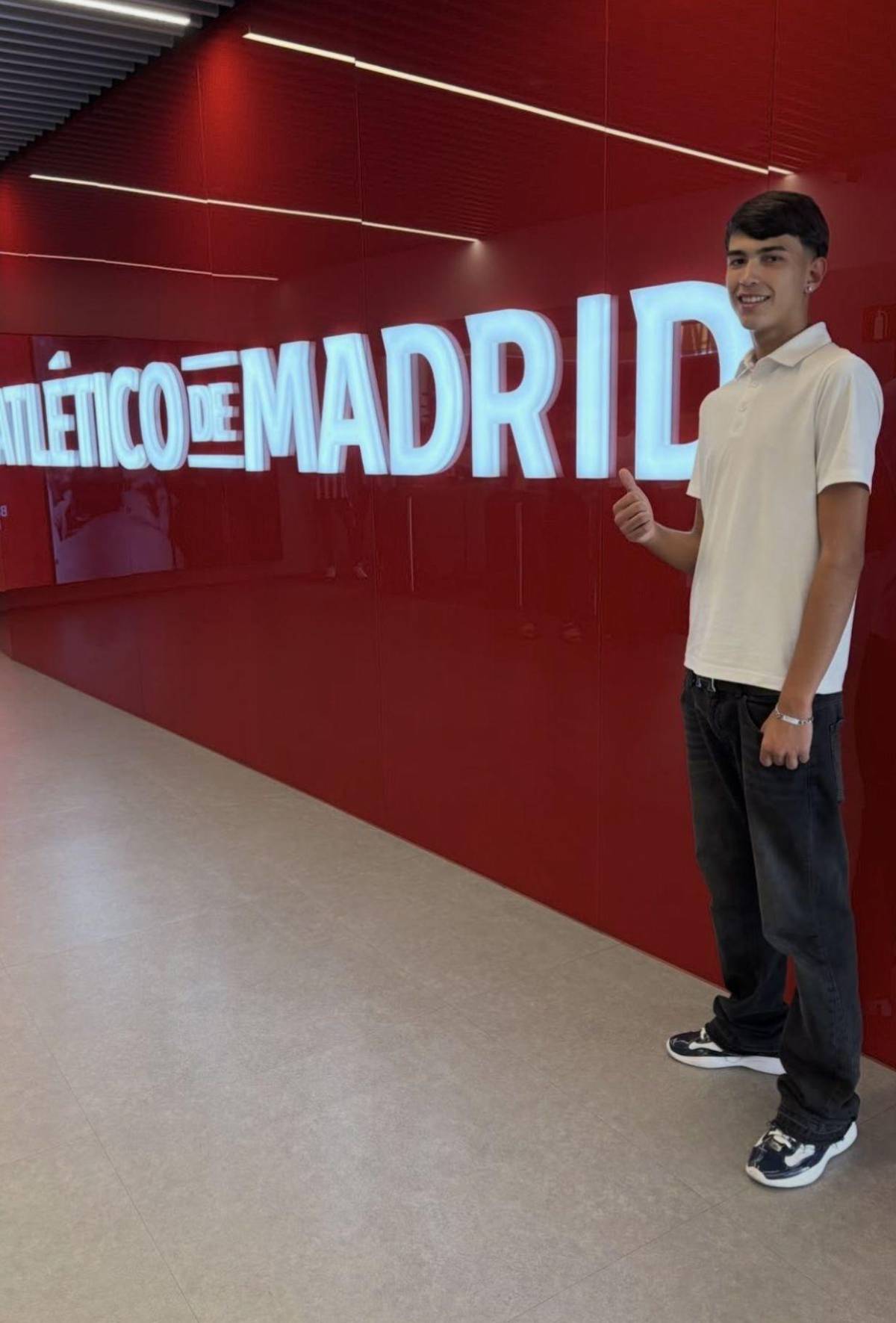 Fichajes: Hondureños al Manchester City y Atlético de Madrid; ¿Menjívar al Saprissa?