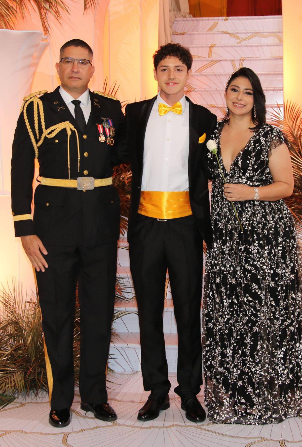 Desfile de padres e hijos en la Prom Night 2026 de Elvel School