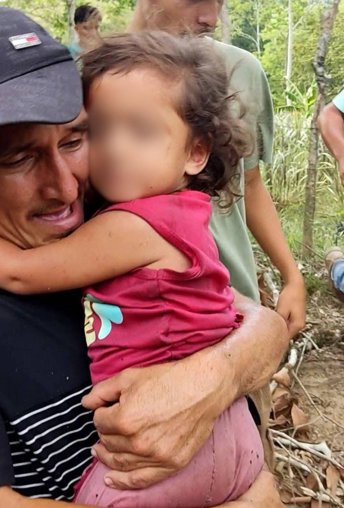 Así fue el rescate de la niña Reina Erazo en Sonaguera: perro guió hasta la pequeña, según pobladores