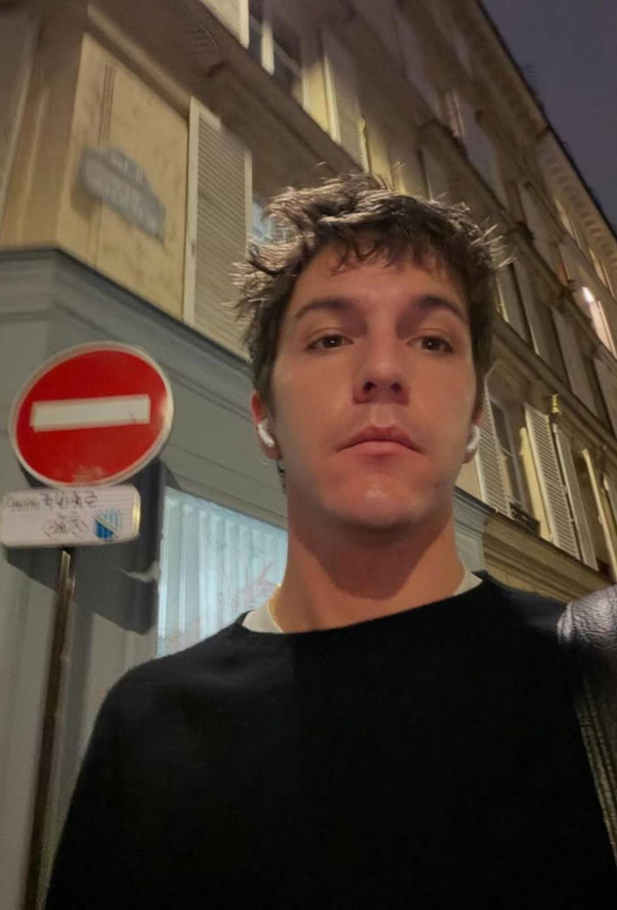 ¡Las fotos lo confirman! Así es Role Model, el apasionado nuevo novio de Dakota Johnson