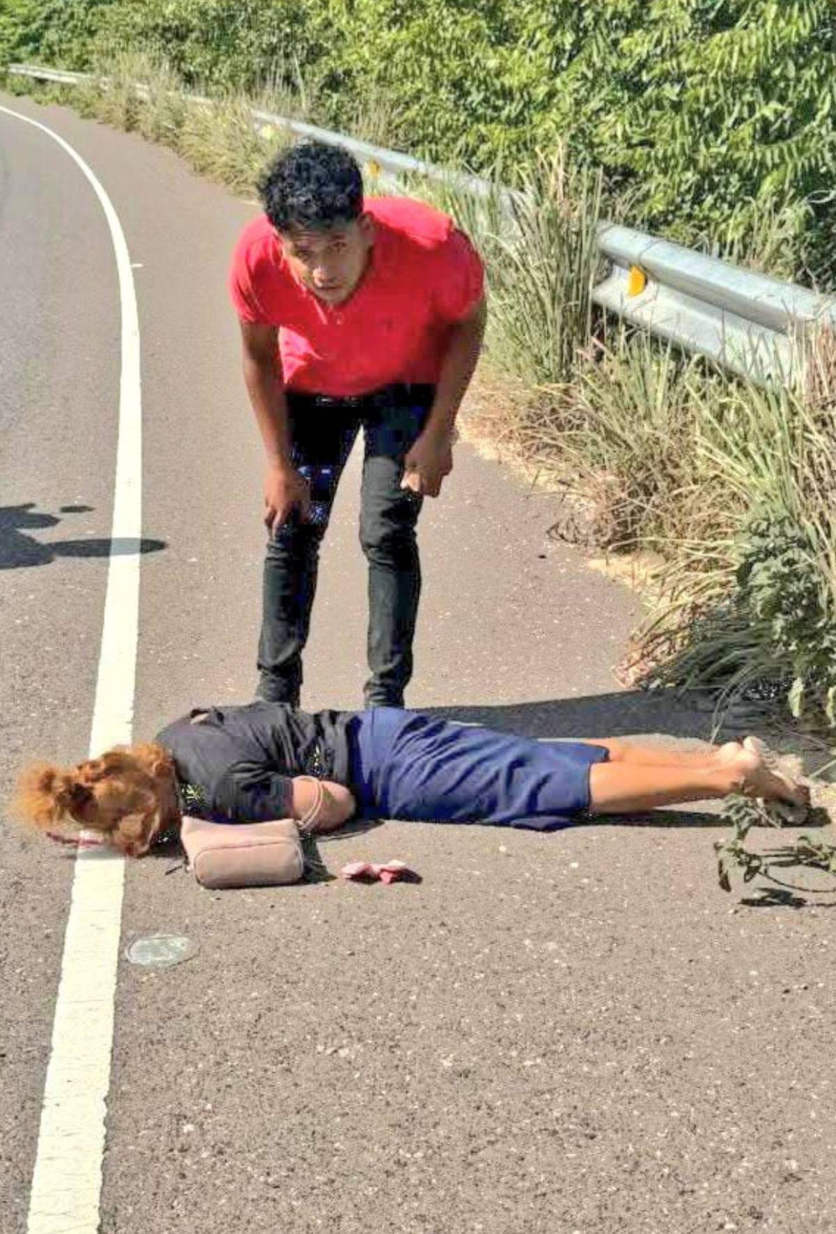 Fémina es empujada por ayudante de bus en Choluteca cuando bajaba y queda en estado grave