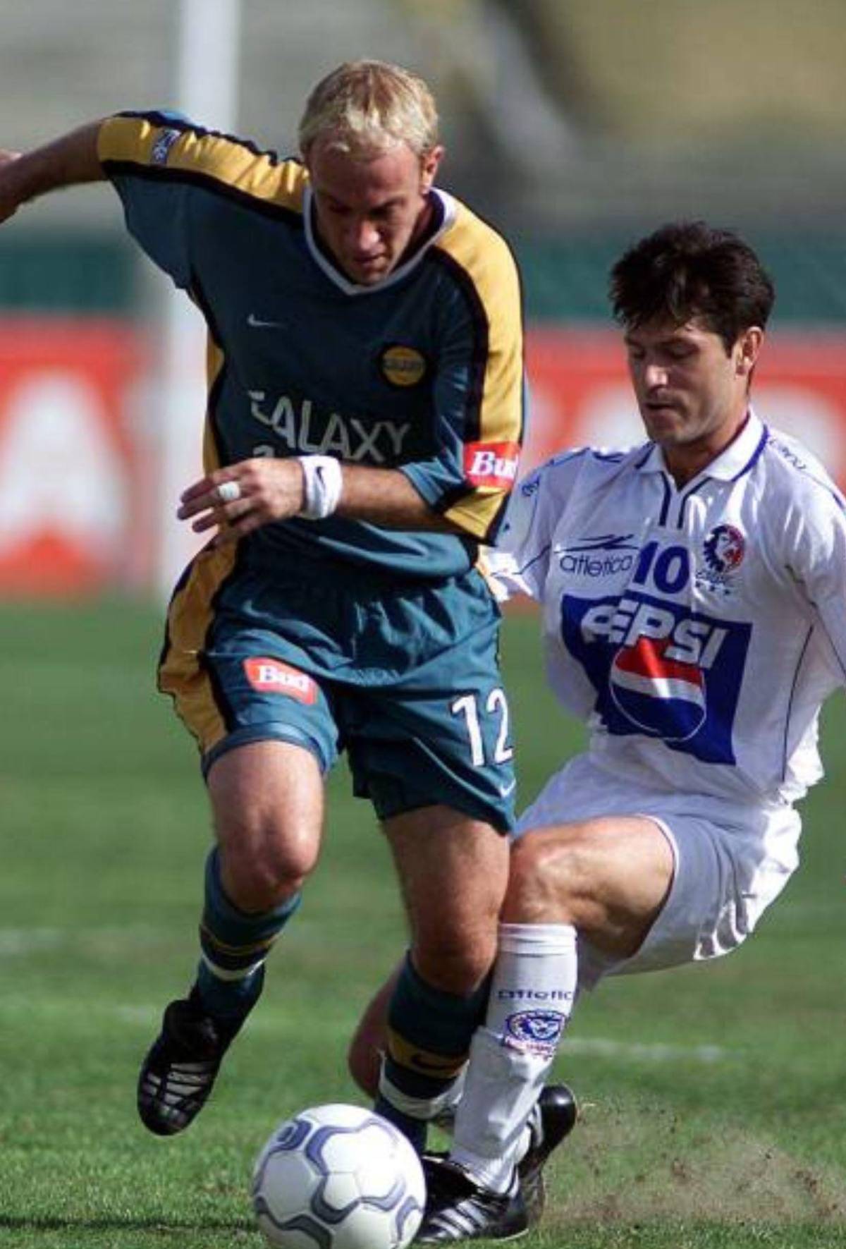 ¿Cuánto dinero recibió Olimpia cuando cancelaron el Mundial de Clubes del 2001?