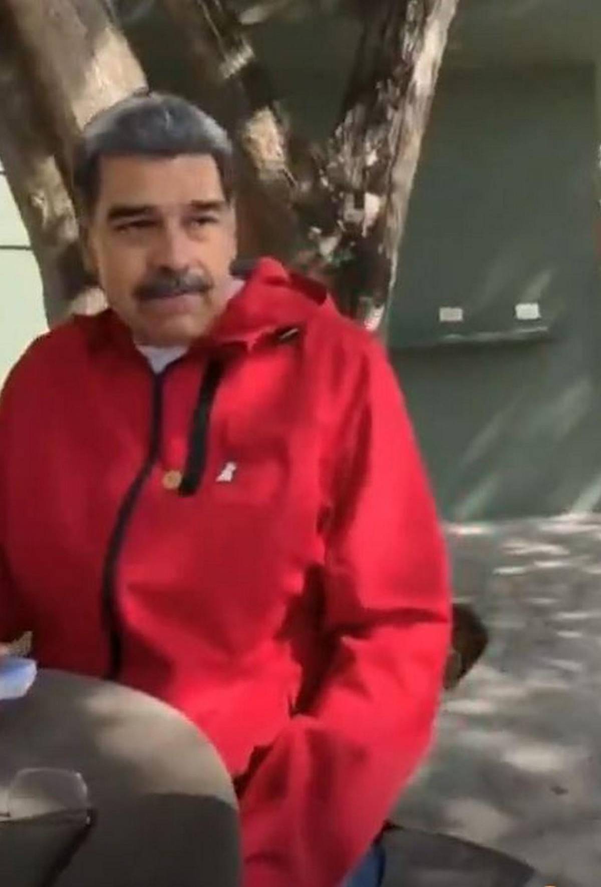 ¿Cuánto vale el lujoso reloj que Nicolás Maduro trató de ocultar durante transmisión?
