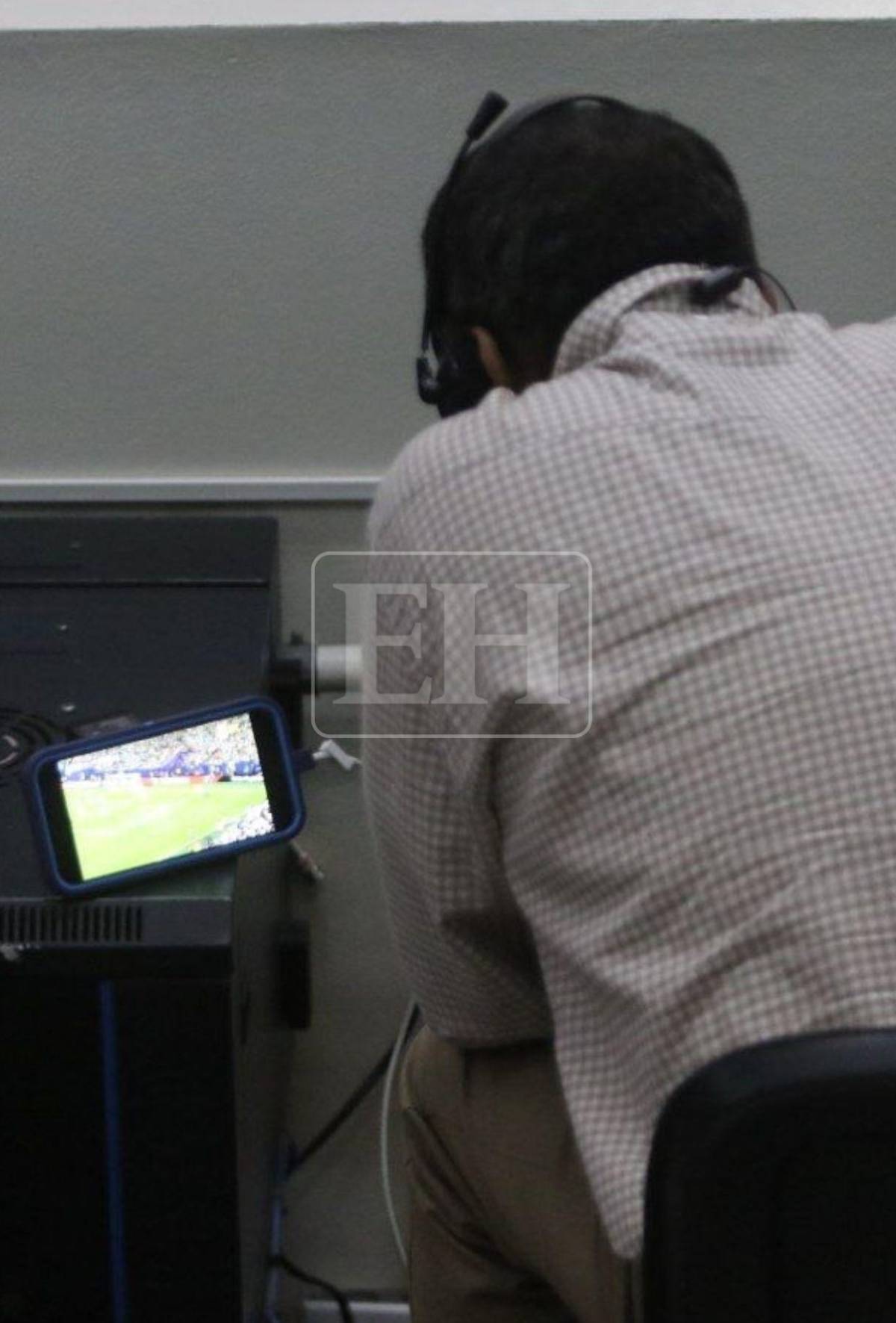 Sesión del CN se realizó con diputados y periodistas viendo a Messi y Argentina en el Mundial