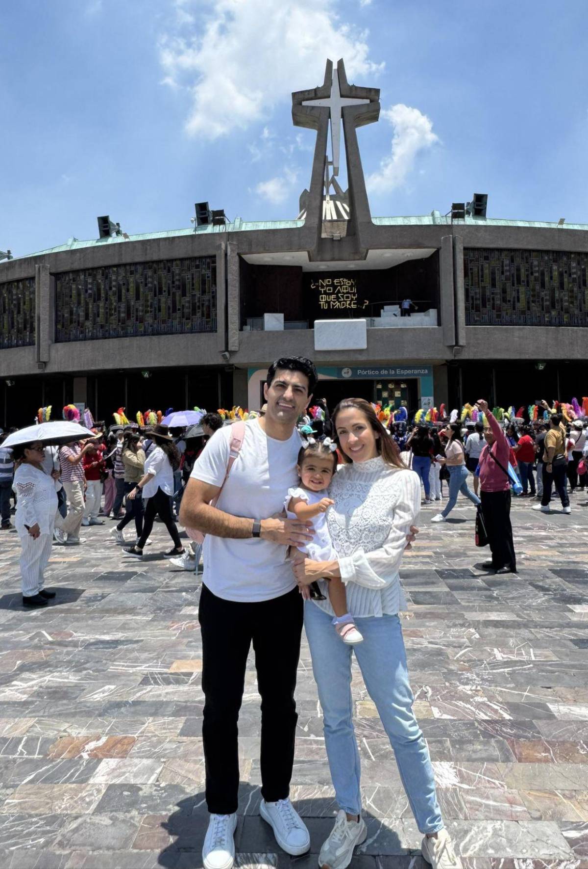 Periodista hondureña Maity Interiano anuncia su segundo embarazo