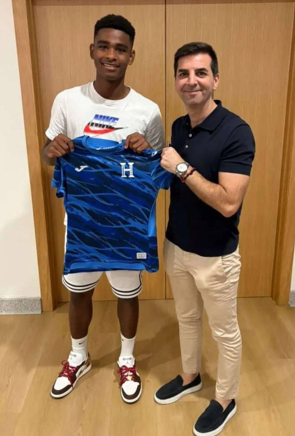 Quién es el nuevo futbolista de Honduras de padre africano y juega en el Espanyol de España