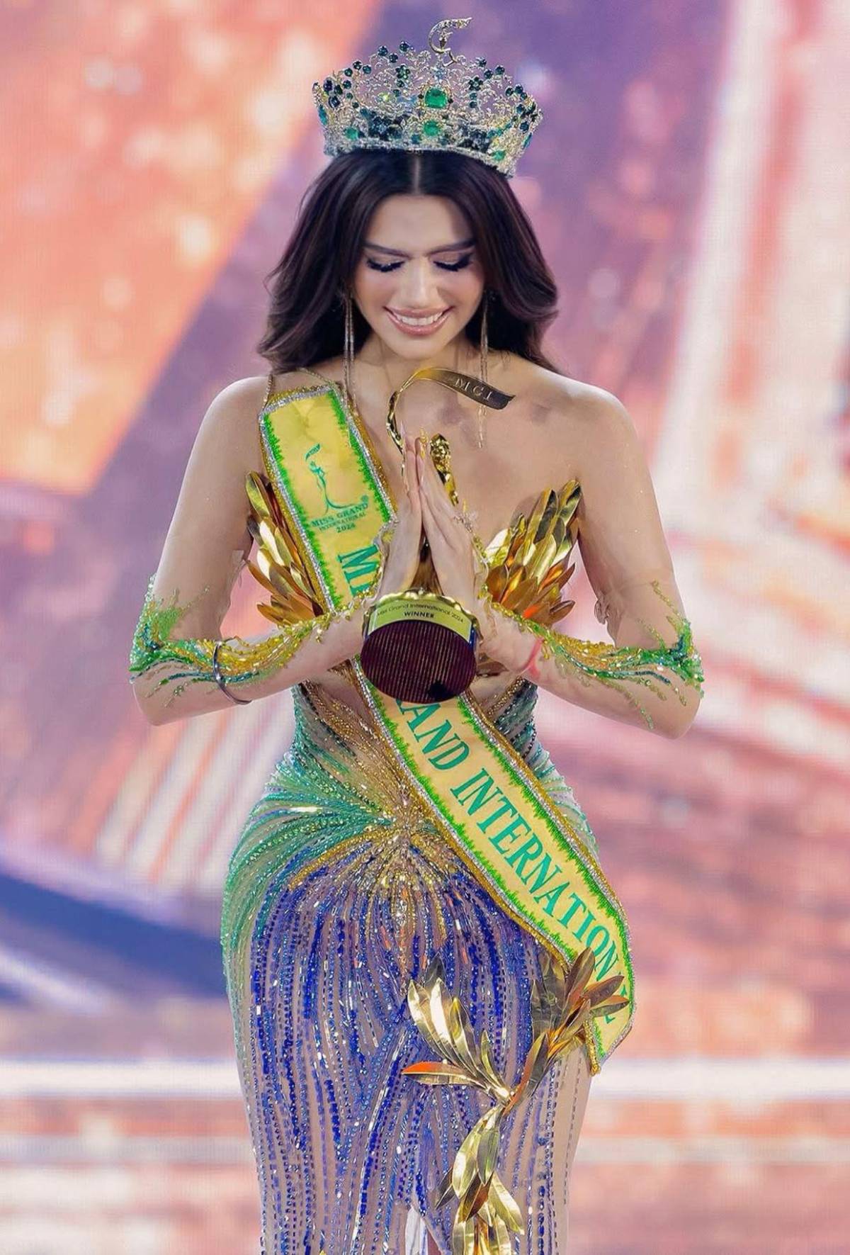 ¿Por qué Rachel Gupta fue destituida de Miss Grand International?