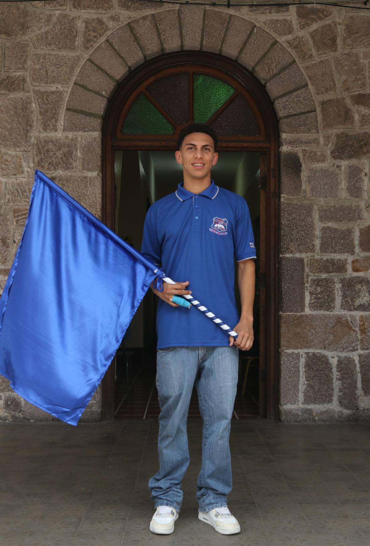 Instituto Liceo San Juan incorpora cuadro artístico 'Color Guard' en los desfiles patrios