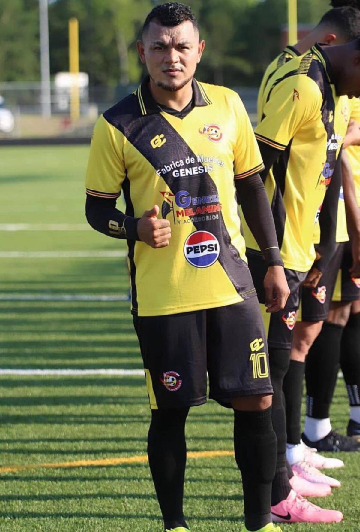 Fichajes: ExDT de Olimpia a Marathón, Auzmendi se va y Luis Palma se despide