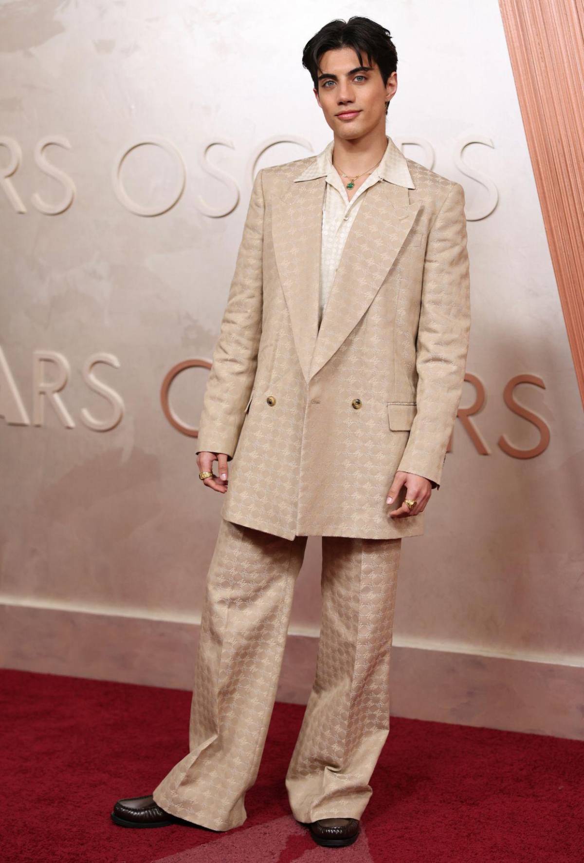 Premios Oscar 2025: Los primeros famosos en desfilar por la alfombra roja