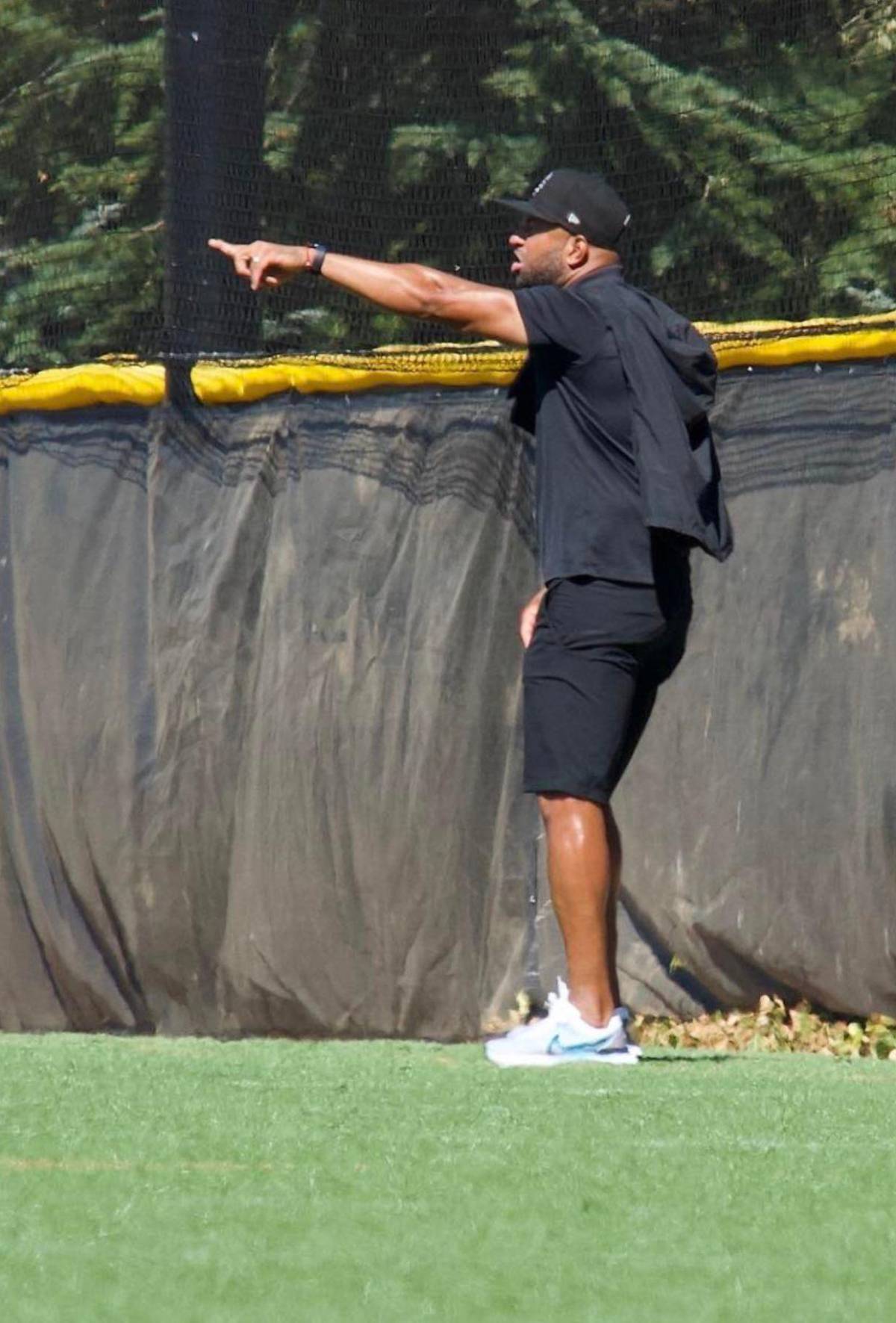 La vida de Muma Bernárdez en EE UU: una exMiss es su esposa y con trámite migratorio