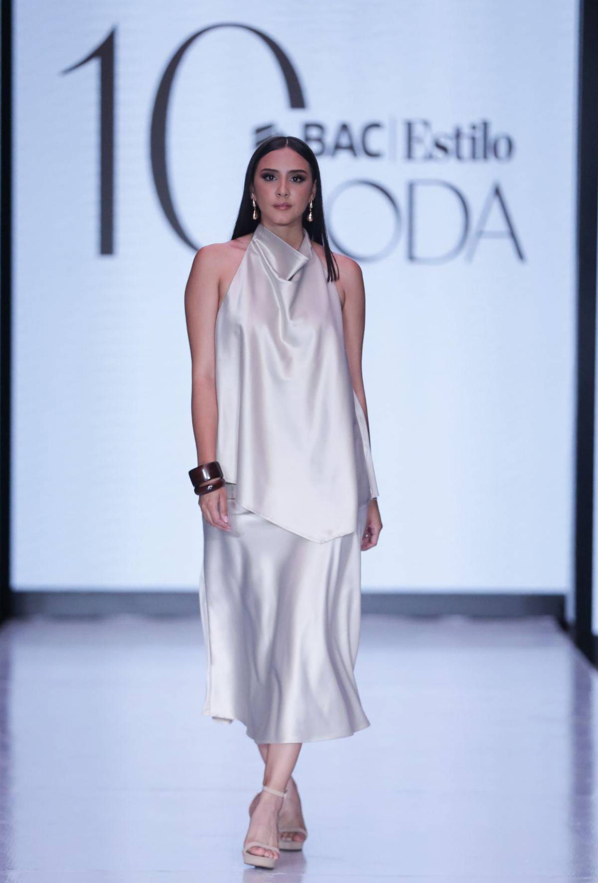 Bac Estilo Moda 2025: Un repaso por los diseños más destacados de la gala