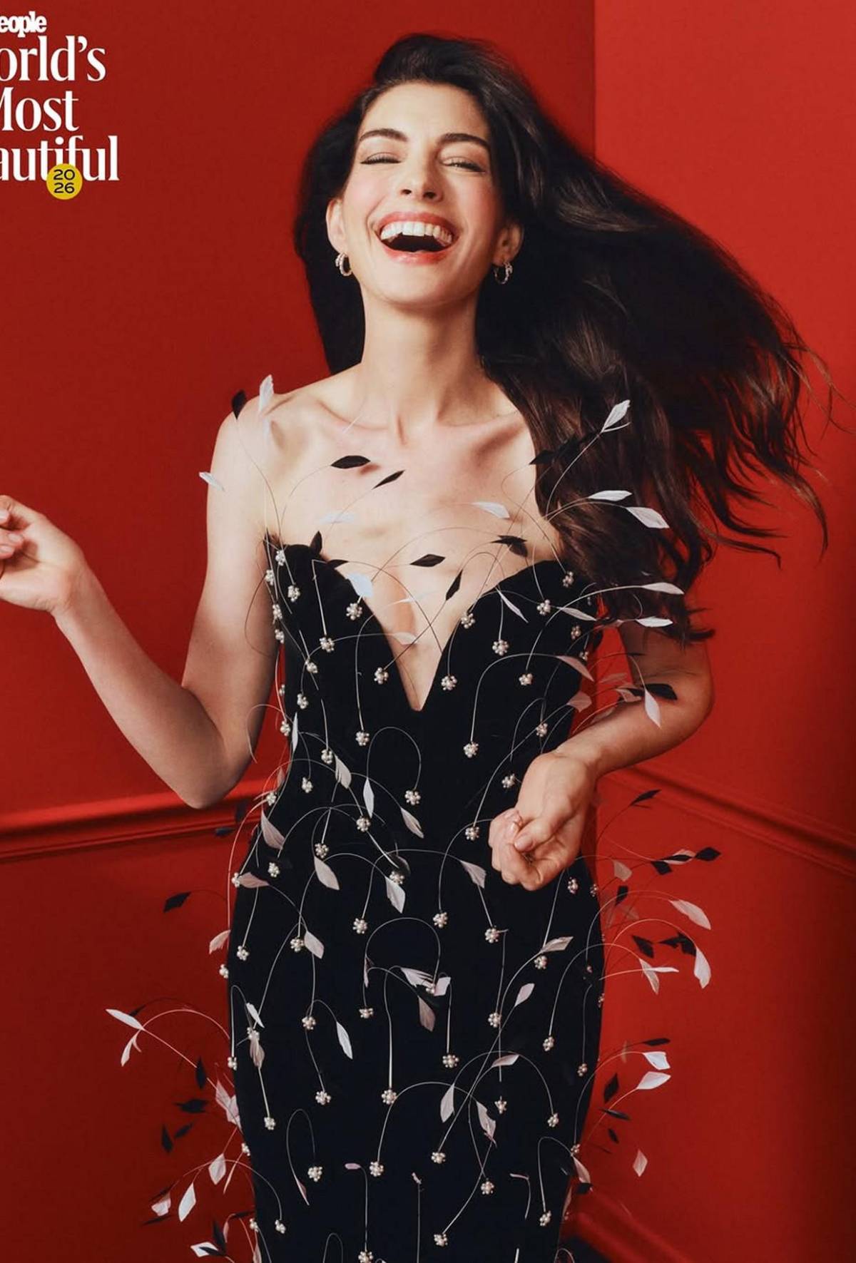 Anne Hathaway, la mujer más bella del mundo, según People