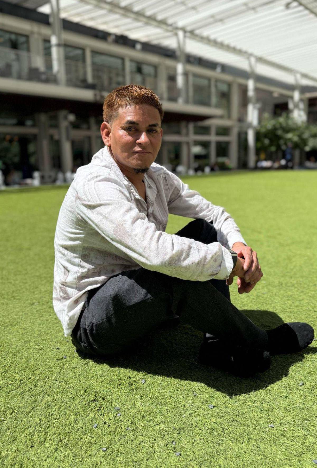 Así es la nueva vida de Herminio Juárez en EE UU: hasta vende comida hondureña