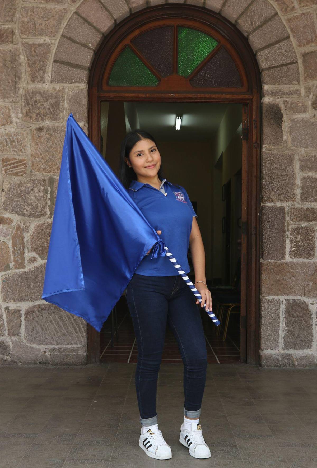 Instituto Liceo San Juan incorpora cuadro artístico 'Color Guard' en los desfiles patrios