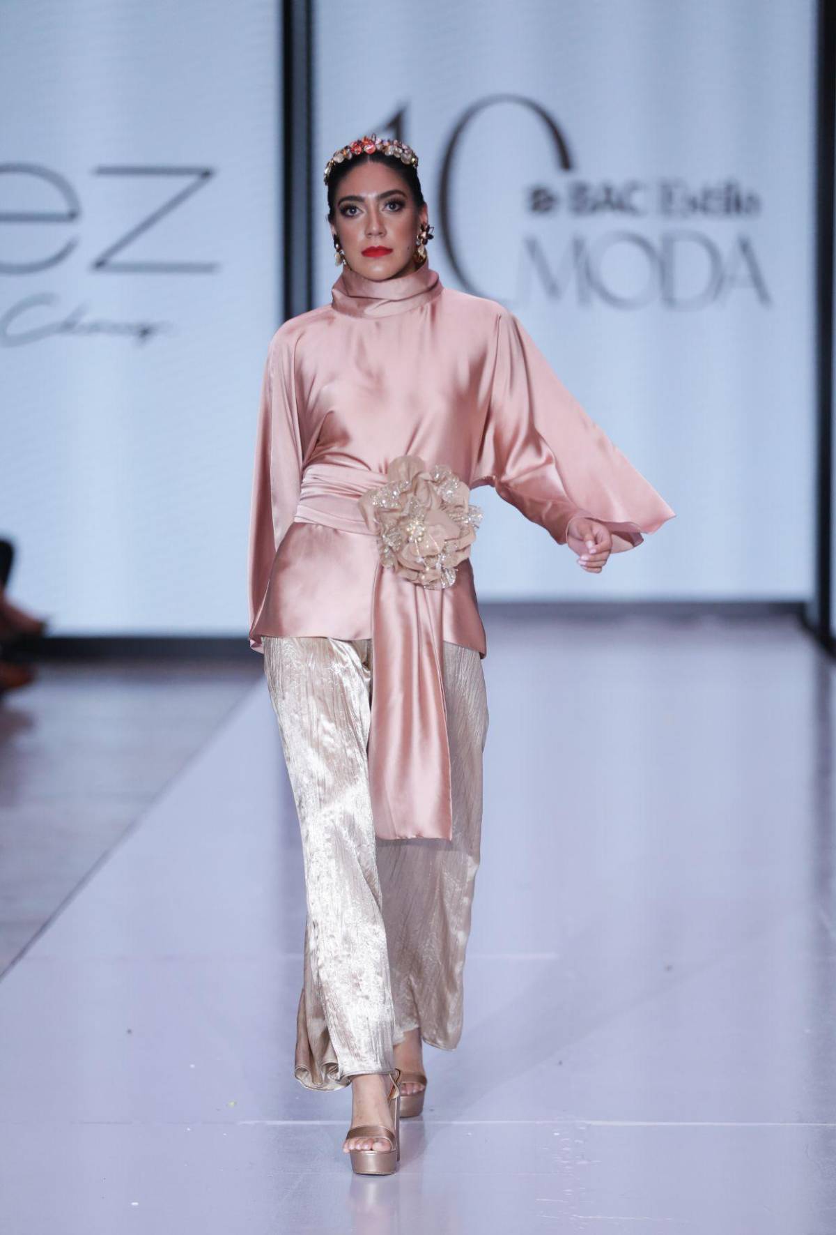 Bac Estilo Moda 2025: Un repaso por los diseños más destacados de la gala