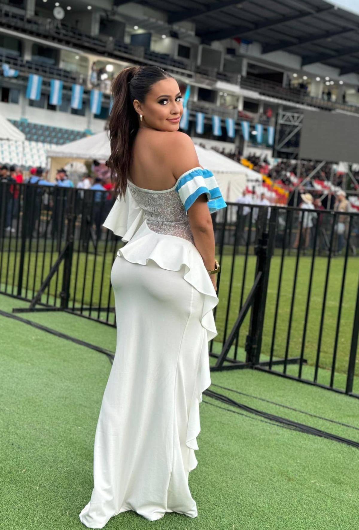 Revelan que Alejandra Rubio llegó con militares ante deuda de L92 mil por alquiler