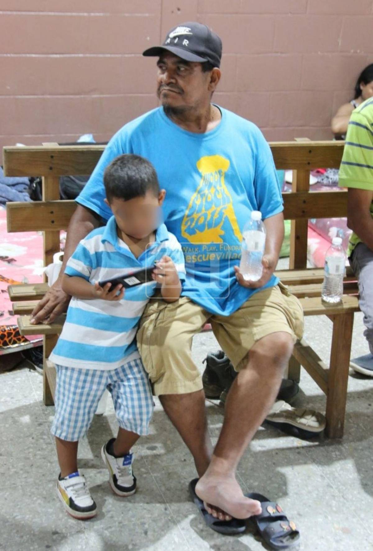 Damnificados de la Villa Unión se refugian en albergue tras deslizamientos