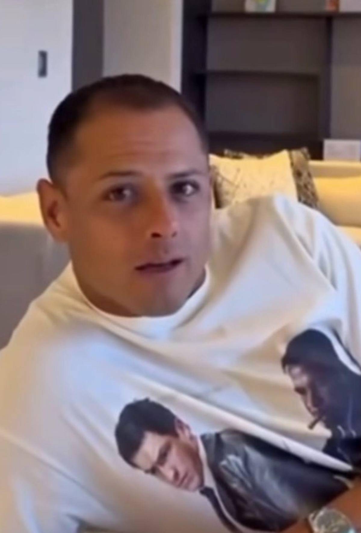 ¿Está bien de la cabeza? Chicharito Hernández en líos en México por comentarios sexistas