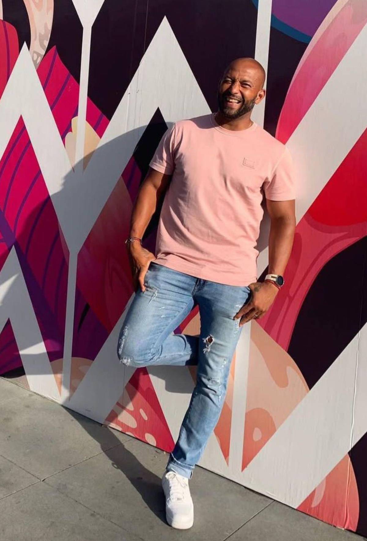 La vida de Muma Bernárdez en EE UU: una exMiss es su esposa y con trámite migratorio