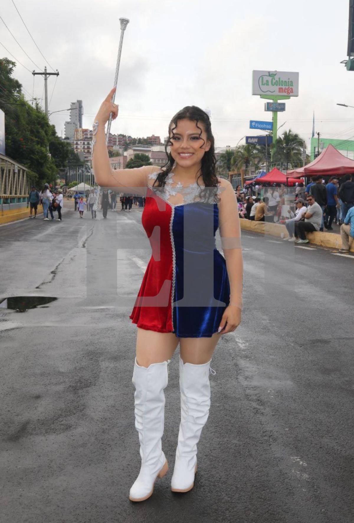 Las palillonas con los rostros más hermosos en los desfiles del 15 de septiembre en Tegucigalpa