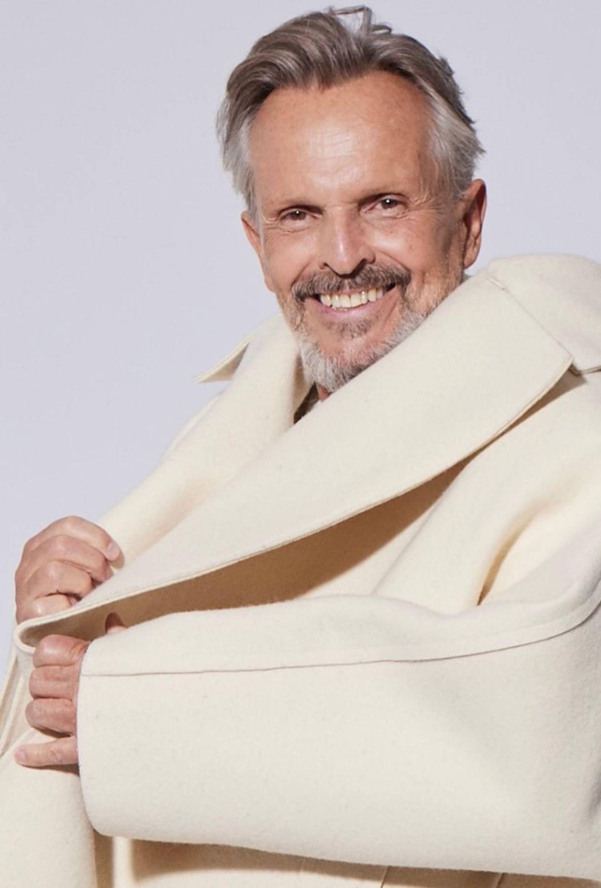Miguel Bosé cumple 70 años y sigue de gira: se acerca su concierto en Honduras